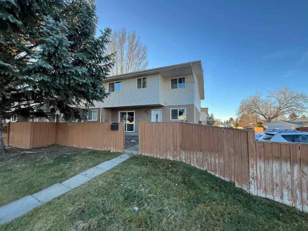 MLS&reg; # A2271957 - Unit #35 1915 18 Avenue N in Winston Churchill Lethbridge, Rental Open Houses