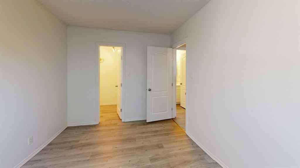 MLS&reg; # A2271957 - Unit #35 1915 18 Avenue N in Winston Churchill Lethbridge, Rental Open Houses