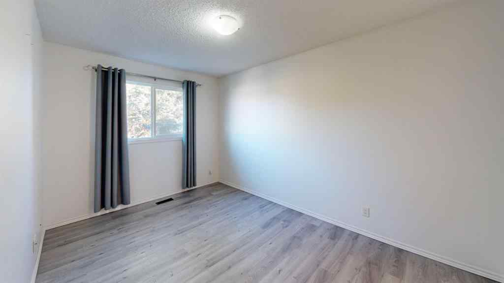 MLS&reg; # A2271957 - Unit #35 1915 18 Avenue N in Winston Churchill Lethbridge, Rental Open Houses