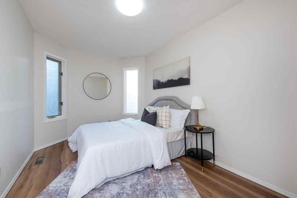 MLS&reg; # A2271959 - 47 Hawkstone Drive NW in Hawkwood Calgary, Residential Open Houses