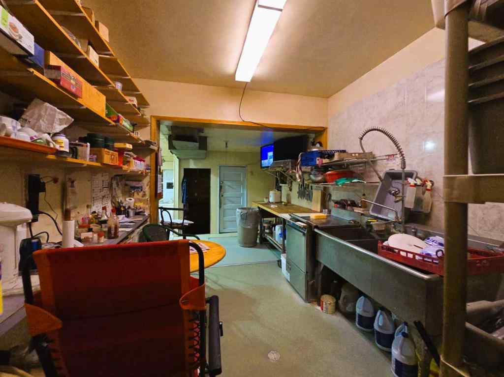 MLS&reg; # A2271967 - 102 Railway Avenue E in NONE Duchess, Commercial Open Houses