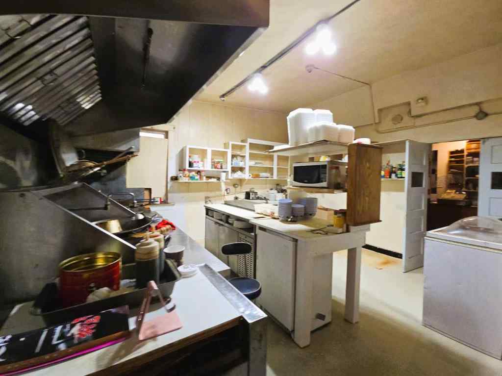 MLS&reg; # A2271967 - 102 Railway Avenue E in NONE Duchess, Commercial Open Houses