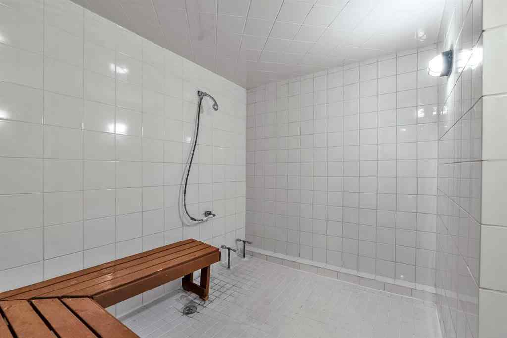 MLS&reg; # A2271972 - Unit #292 20 Coachway Road SW in Coach Hill Calgary, Residential Open Houses