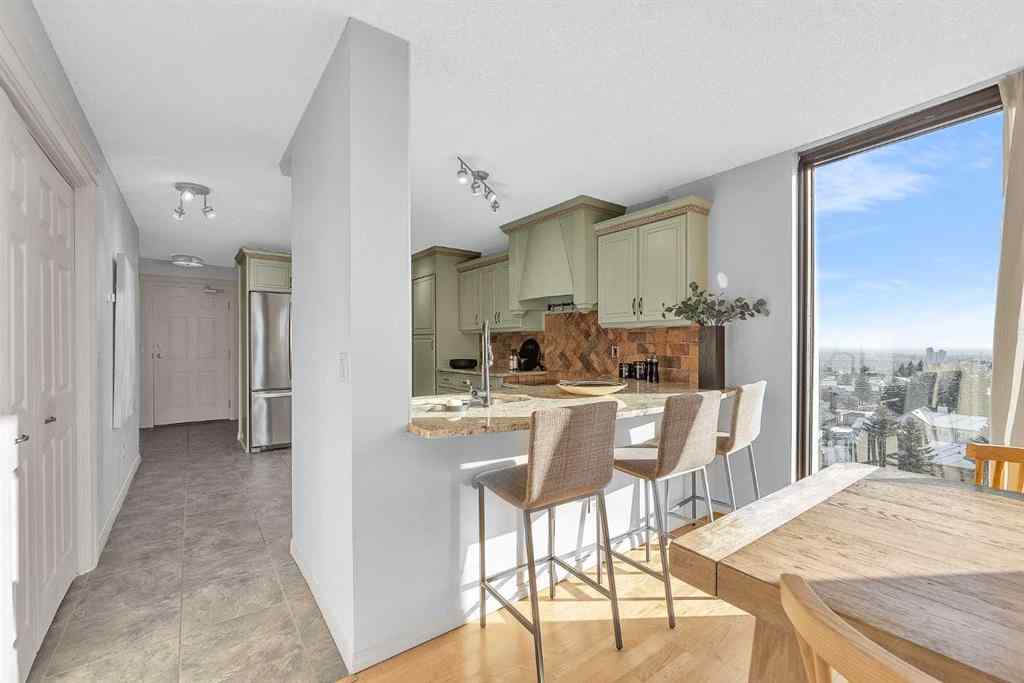 MLS&reg; # A2271972 - Unit #292 20 Coachway Road SW in Coach Hill Calgary, Residential Open Houses