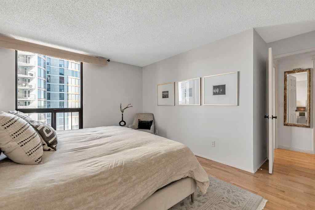 MLS&reg; # A2271972 - Unit #292 20 Coachway Road SW in Coach Hill Calgary, Residential Open Houses