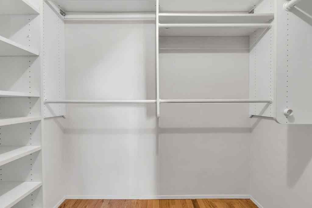 MLS&reg; # A2271972 - Unit #292 20 Coachway Road SW in Coach Hill Calgary, Residential Open Houses