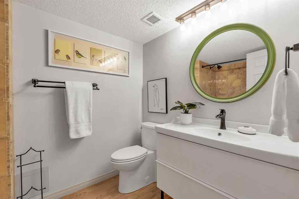 MLS&reg; # A2271972 - Unit #292 20 Coachway Road SW in Coach Hill Calgary, Residential Open Houses