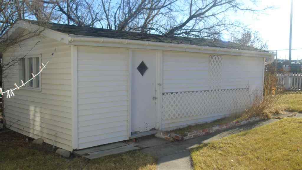 MLS&reg; # A2271973 - 340 26 Street  in NONE Fort Macleod, Residential Open Houses