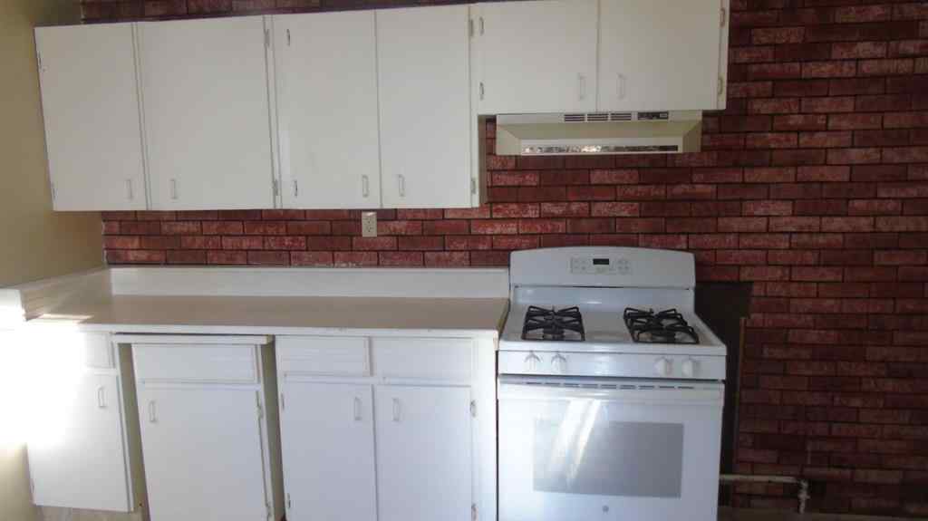 MLS&reg; # A2271973 - 340 26 Street  in NONE Fort Macleod, Residential Open Houses