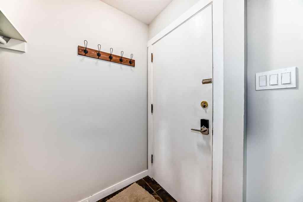 MLS&reg; # A2271983 - 2223 36 Street SE in Southview Calgary, Residential Open Houses