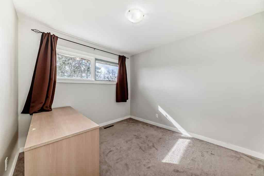 MLS&reg; # A2271983 - 2223 36 Street SE in Southview Calgary, Residential Open Houses