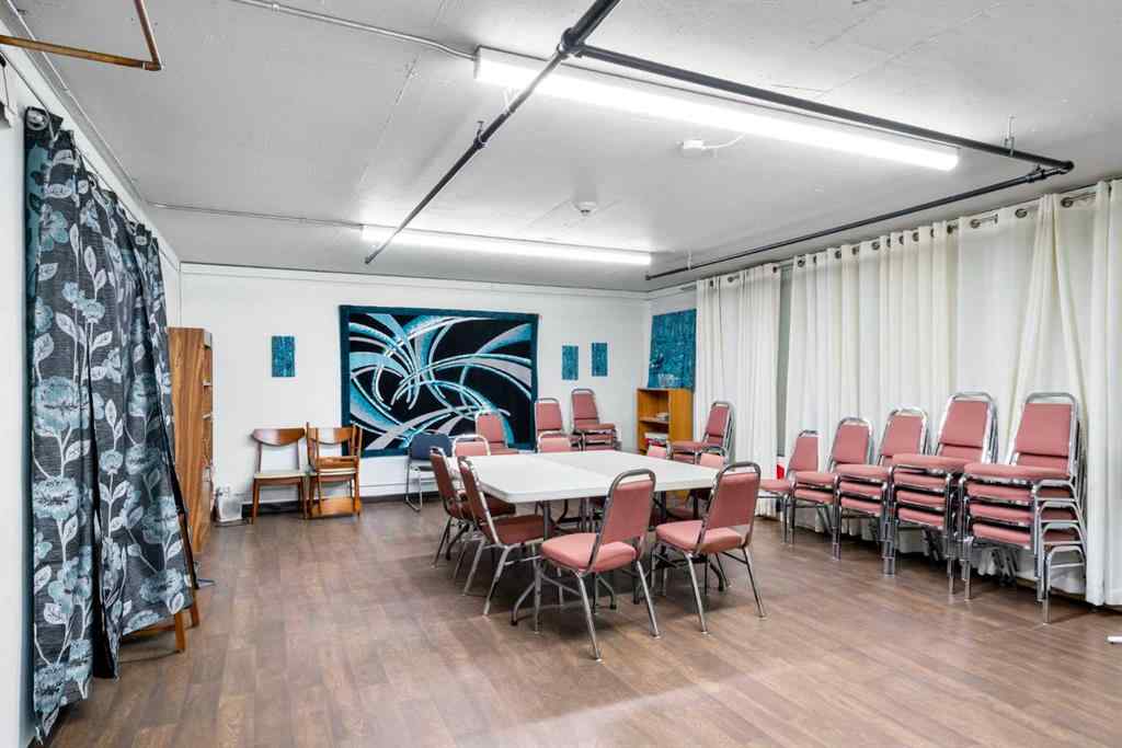 MLS&reg; # A2271987 - Unit #205 6800 Hunterview Drive NW in Huntington Hills Calgary, Residential Open Houses