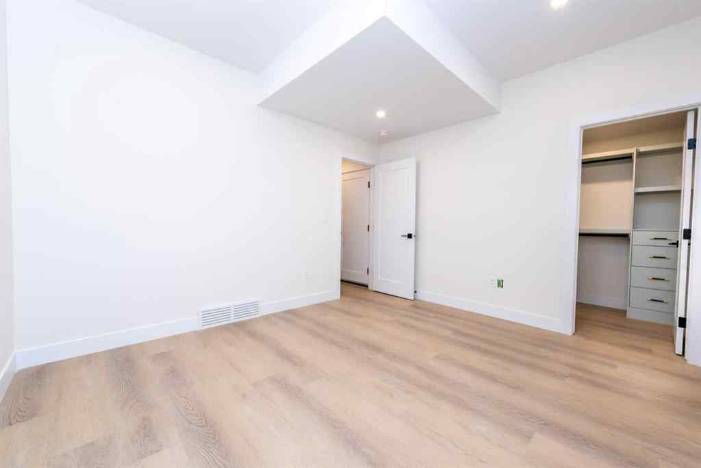 MLS&reg; # A2272003 - 3016 13 Avenue SW in Shaganappi Calgary, Residential Open Houses