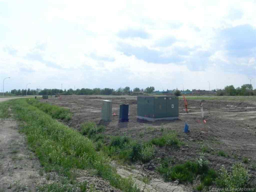MLS® CA0131976 - 5368 Len Thompson Drive  in Wolf Creek Industrial Park Lacombe, Commercial