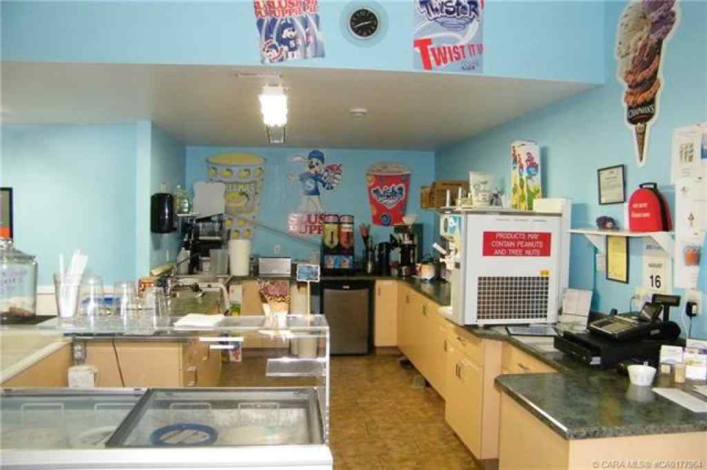 MLS® CA0177964 - 4706 43 Avenue  in  Forestburg, Commercial