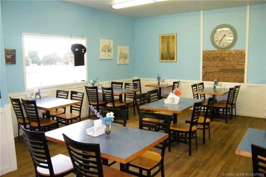 MLS® CA0177964 - 4706 43 Avenue  in  Forestburg, Commercial