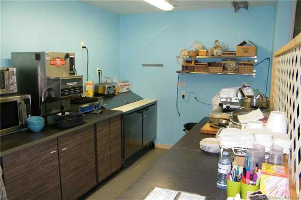MLS® CA0177964 - 4706 43 Avenue  in  Forestburg, Commercial