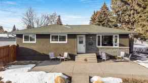  Just listed Calgary Homes for sale for 4704 32 Avenue SW in  Calgary 