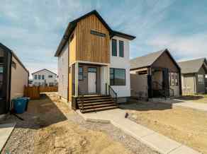 Just listed Discovery Homes for sale 2530 46 Street S in Discovery Lethbridge 