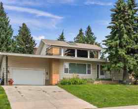  Just listed Calgary Homes for sale for 1636 Cayuga Drive NW in  Calgary 