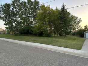 Just listed NONE Homes for sale 841 1 Street E in NONE Cardston 