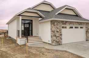 Just listed Discovery Homes for sale 3221 44 Street S in Discovery Lethbridge 