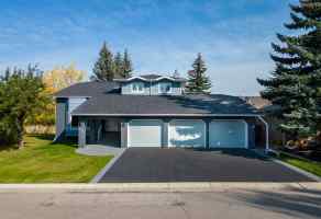  Just listed Calgary Homes for sale for 132 Wood Willow Close SW in  Calgary 