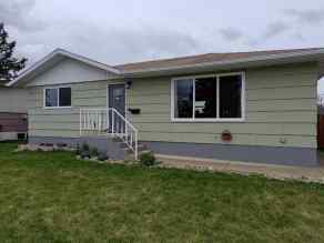 Just listed Lakeview Homes for sale 1016 30 Street S in Lakeview Lethbridge 