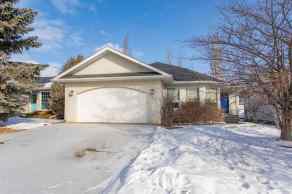 Just listed Lincoln Park Homes for sale 86 Langley Close  in Lincoln Park Lacombe 