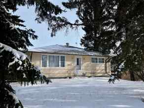 Just listed Mannville Homes for sale 5047 51 Street  in Mannville Mannville 