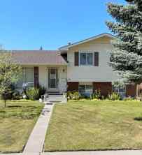 Just listed Pineridge Homes for sale 171 Pinewind Road NE in Pineridge Calgary 