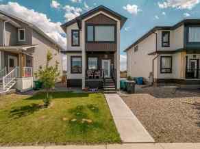 Just listed Copperwood Homes for sale 808 Coalbrook Close W in Copperwood Lethbridge 