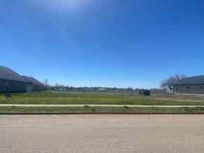 Just listed Uplands homes for sale new 113 Upland Boulevard W in Uplands Brooks