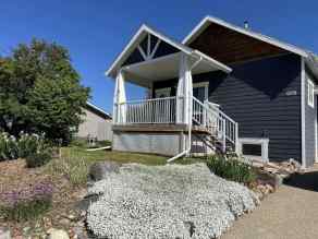 Detached Picture Butte homes