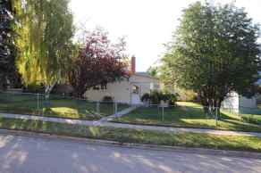 Detached Edson homes