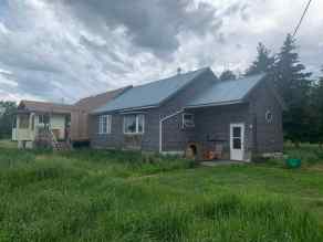 Detached Rural Lacombe County homes
