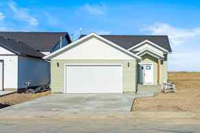 Just listed College Park homes for sale new 1308 56 Avenue  in College Park Lloydminster