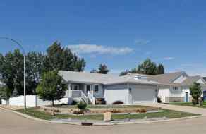 Just listed Greystone homes for sale new 87 Greystone Close E in Greystone Brooks