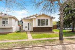 Detached Lloydminster homes
