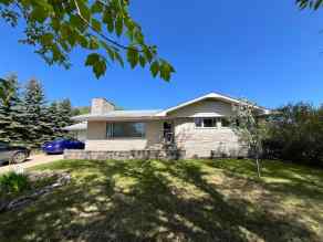 Detached Vilna homes