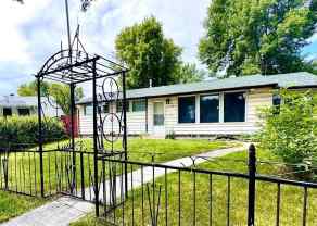 Detached Edmonton homes