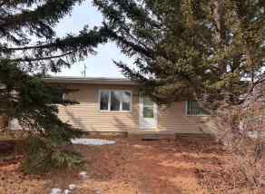 Just listed Wainwright homes for sale new 1306 15 Street  in Wainwright Wainwright