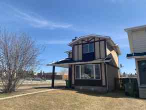 Detached Edson homes