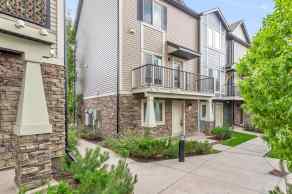 Row/Townhouse Legacy Woods homes