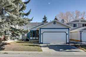 Detached Scenic Acres homes