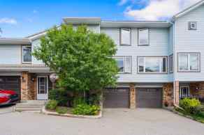 Row/Townhouse Coach Hill homes