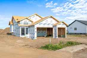 Just listed College Park homes for sale new 1302 56 Avenue  in College Park Lloydminster