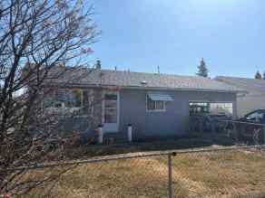 Detached Manning homes