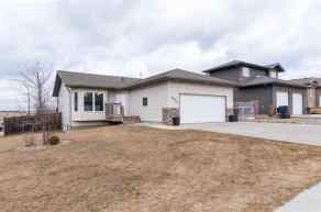 Detached Kitscoty homes