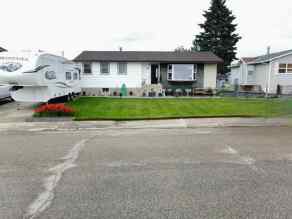 Just listed NONE homes for sale new 716 6 Avenue  in NONE Fox Creek